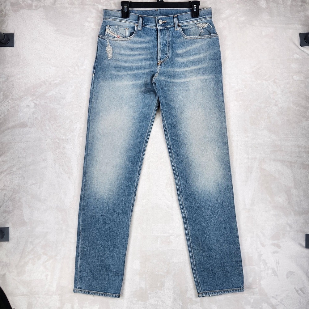 Diesel 2023 D-Finitive Jeans Mens 30x32 Light Wash Blue Regular Tapered Stretch